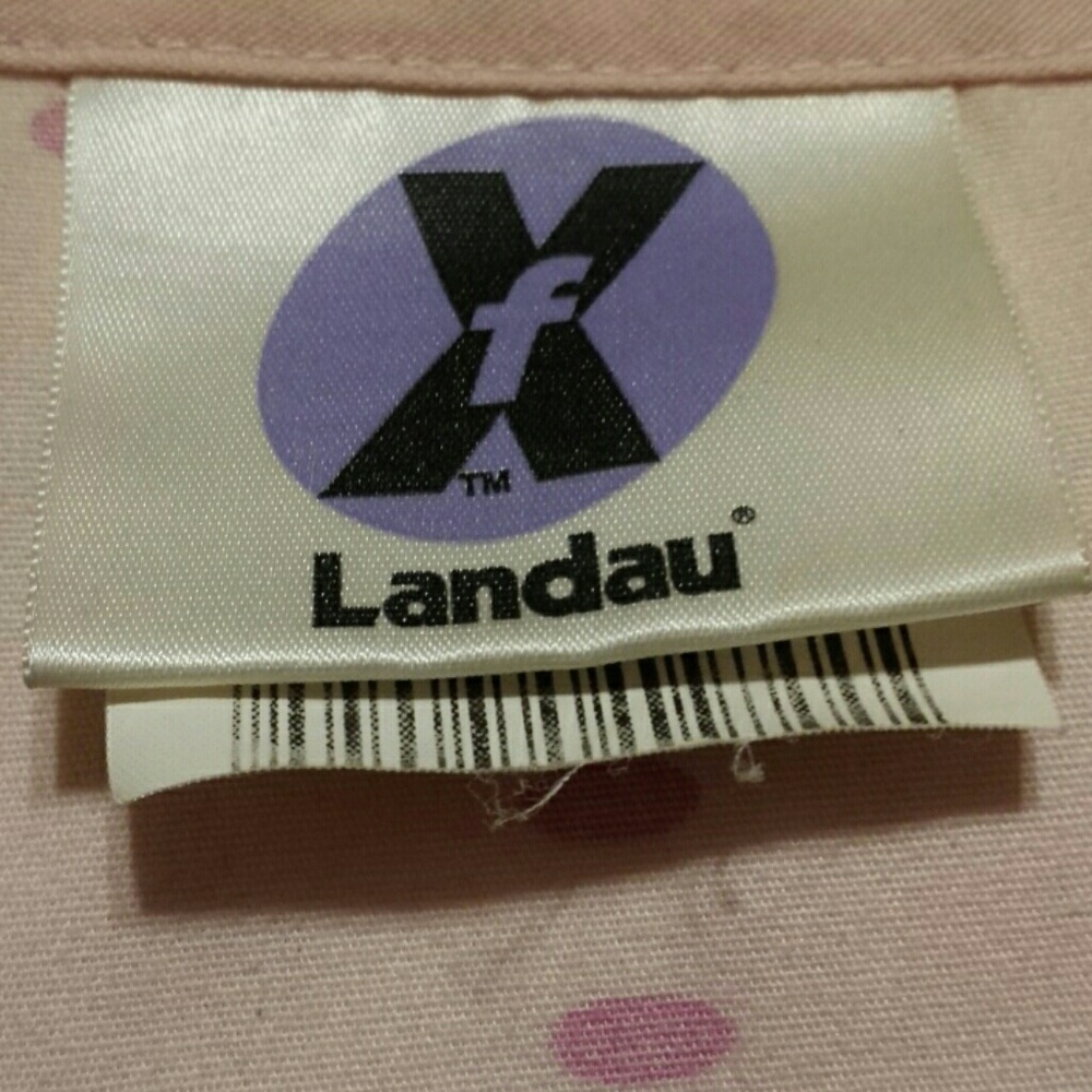 **Scrub Top** - Picture 2 of 3